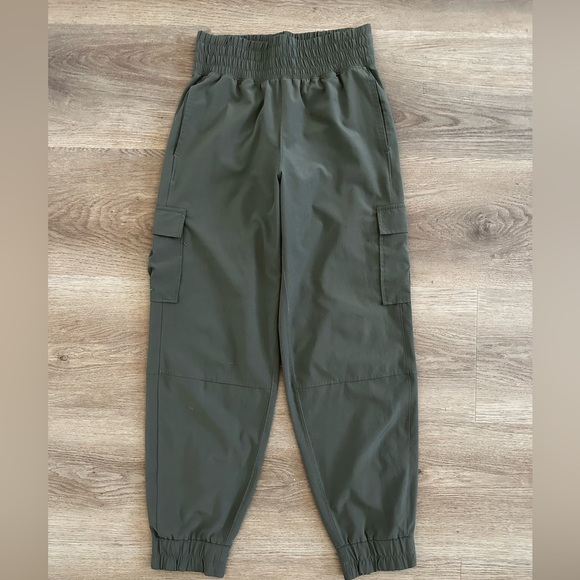 Abercrombie YPB Motion TEK cargo jogger XS - Picture 1 of 6